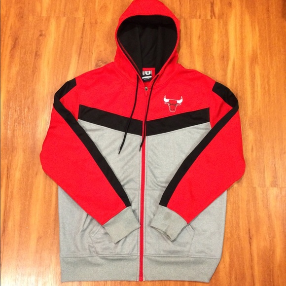 chicago bulls zip up hoodie